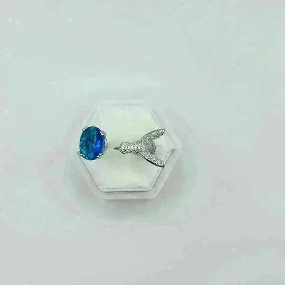 Fashion Blue Zircon Rhinestone Hummingbird Ring - Picture 9 of 10